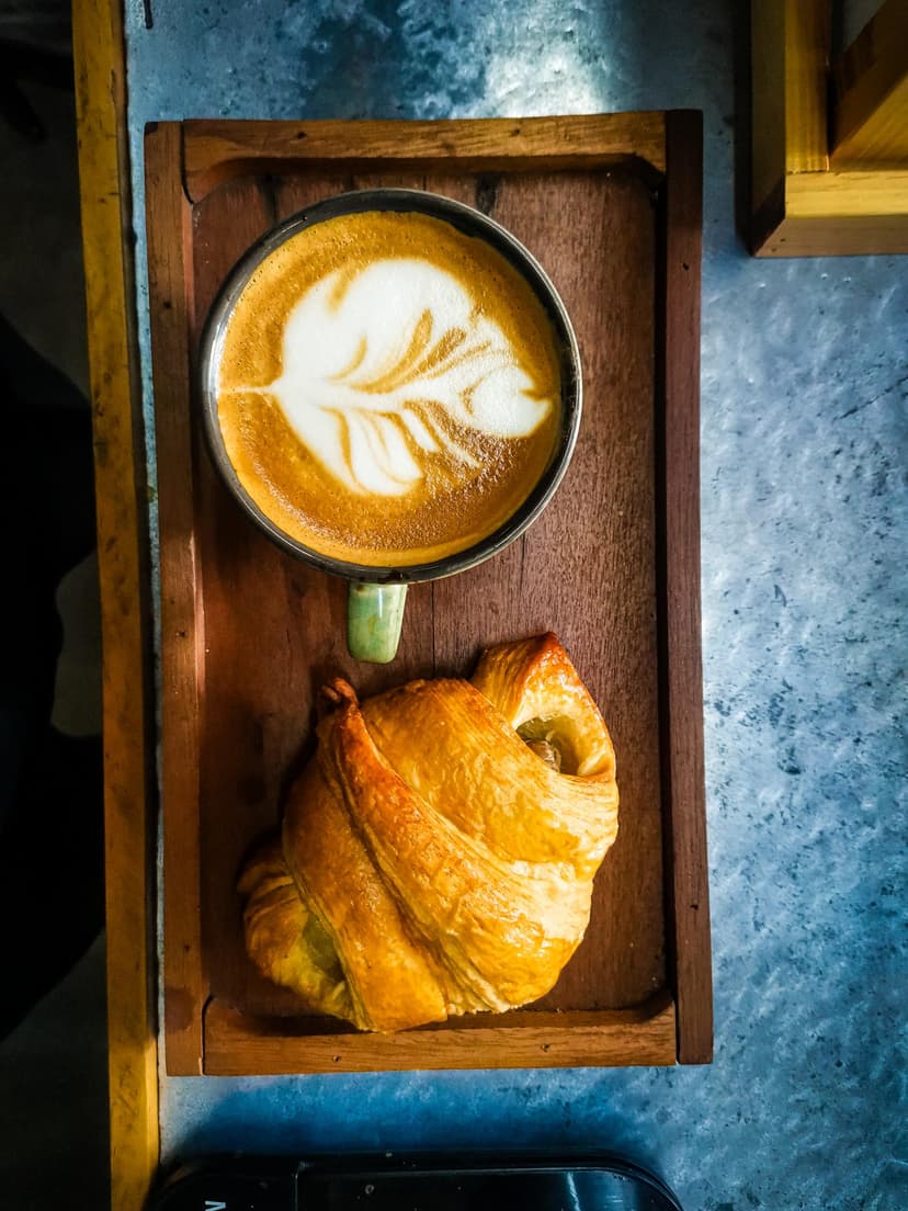 Cikopai Latte with Croissant - Classic breakfast pairing